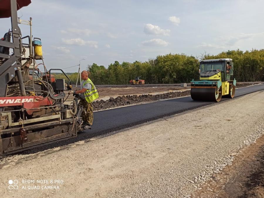 В Тамбовской области завершают строительство дорог к четырем крупным сельхозобъектам