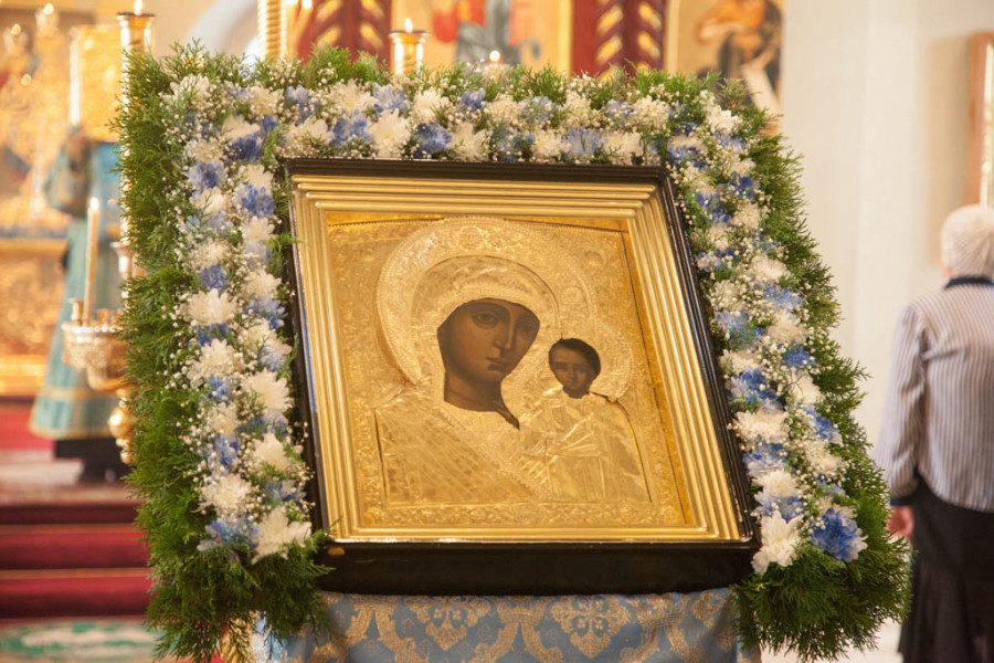 Православные тамбовчане отмечают день Казанской иконы Божией матери
