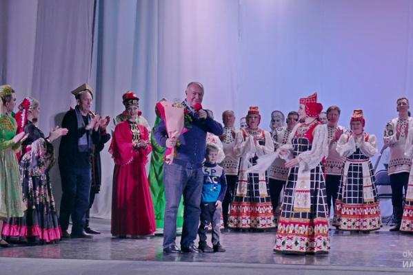 Ансамбль песни и танца "Ивушка" выступил в Котовске с новой концертной программой