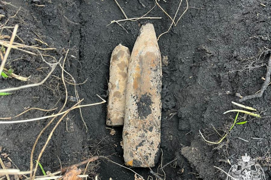 На мусорном полигоне в Уваровском округе обнаружены два артиллерийских снаряда