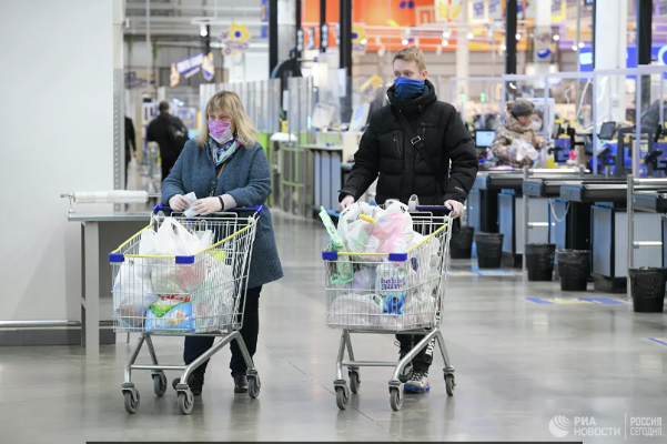 Пиковый спрос на продукты в России подошел к концу