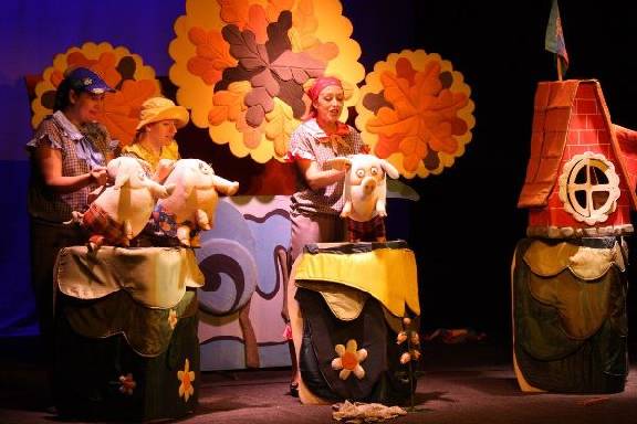 Тамбовский театр кукол открыл серию гастрольных выступлений