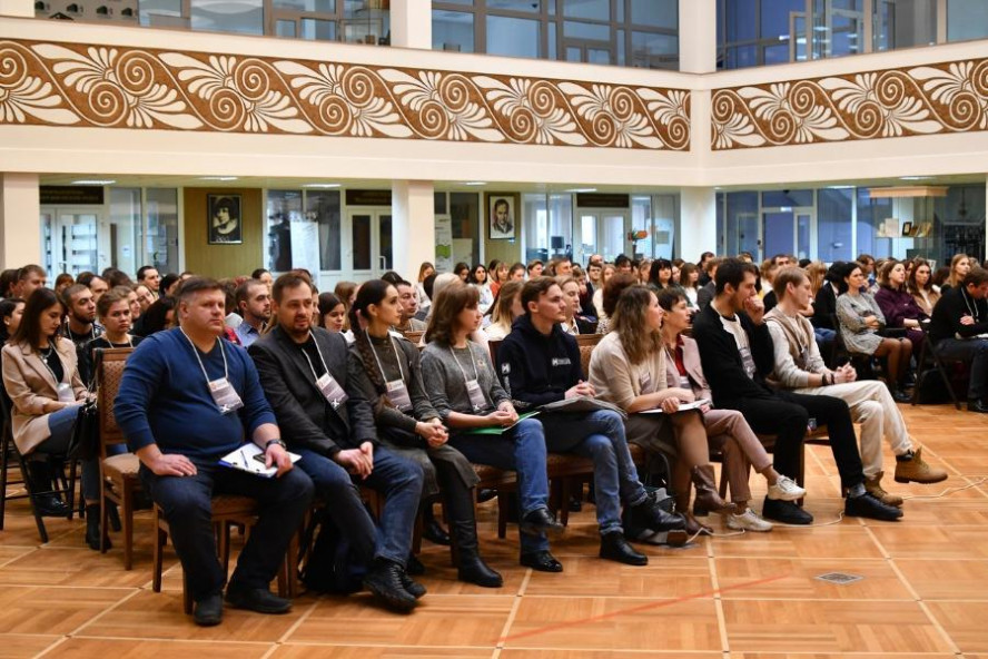 Преподаватели и студенты Тамбовского филиала Президентской академии приняли участие во второй сессии проекта "Команда 68-2030"