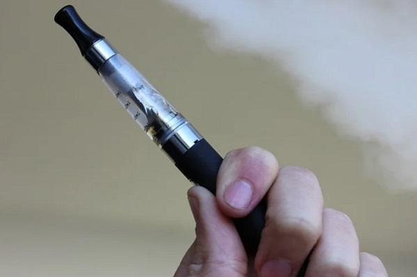В ВОЗ призвали ограничить продажу электронных сигарет