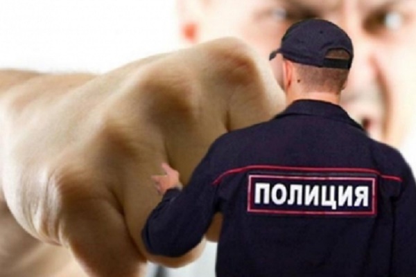 В Тамбовской области мужчина обвиняется в применении насилия в отношении сотрудника полиции