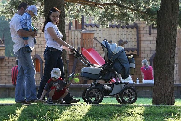 На выплаты многодетным семьям дополнительно выделят 1,5 млрд рублей