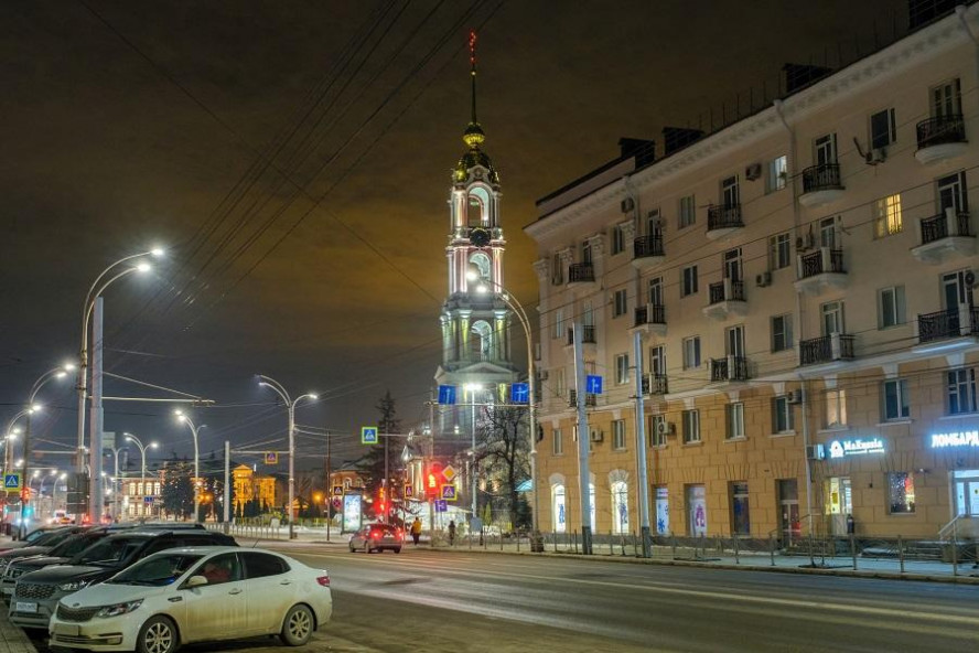 Ночной обзор: запрет экспорта бензина, рост средней продолжительности жизни в России, контрастная погода в Тамбове