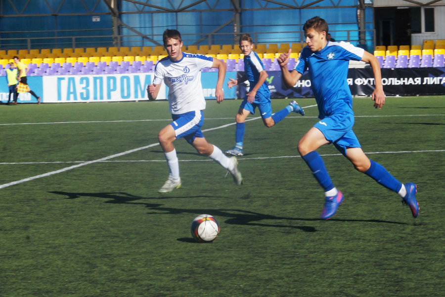 Команда "Академии футбола" сыграла вничью с костромским "Динамо"