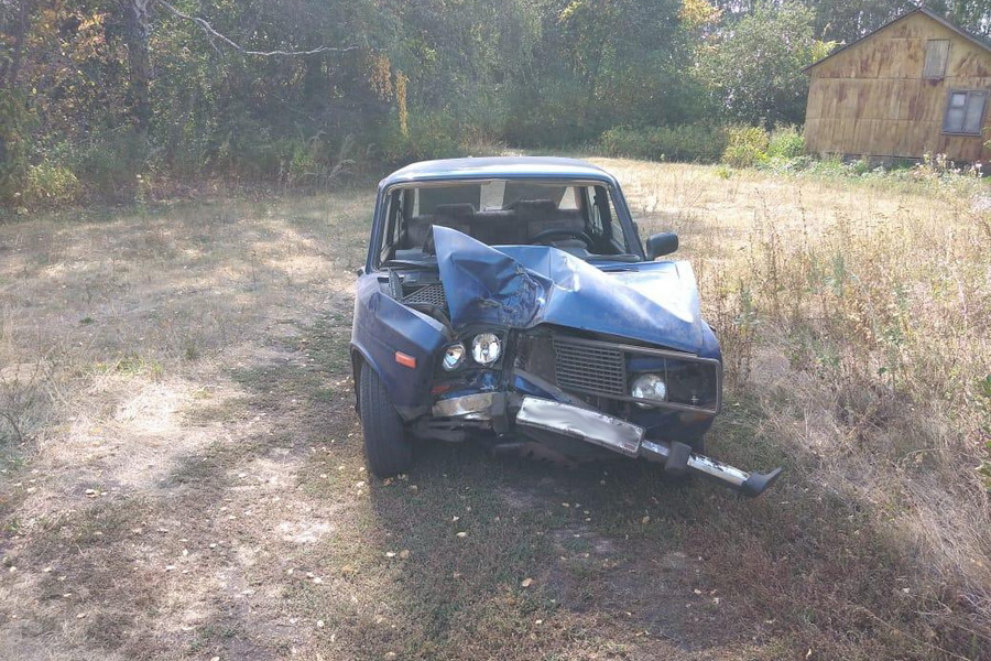 Автоледи в Уваровском районе не справилась с управлением и "вылетела" в кювет