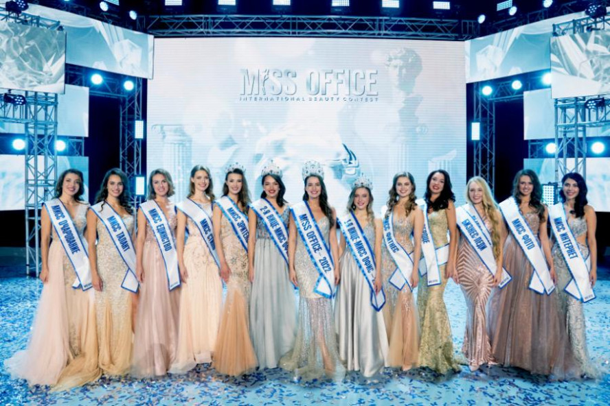 Тамбовчанка получила титул на конкурсе "Мисс Офис – 2022"