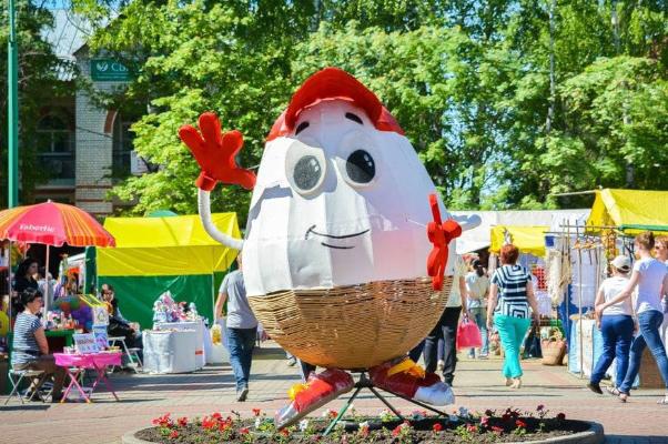 На фестивале "Кукарекино" в Тамбовской области приготовят мега-яичницу и мега-торт