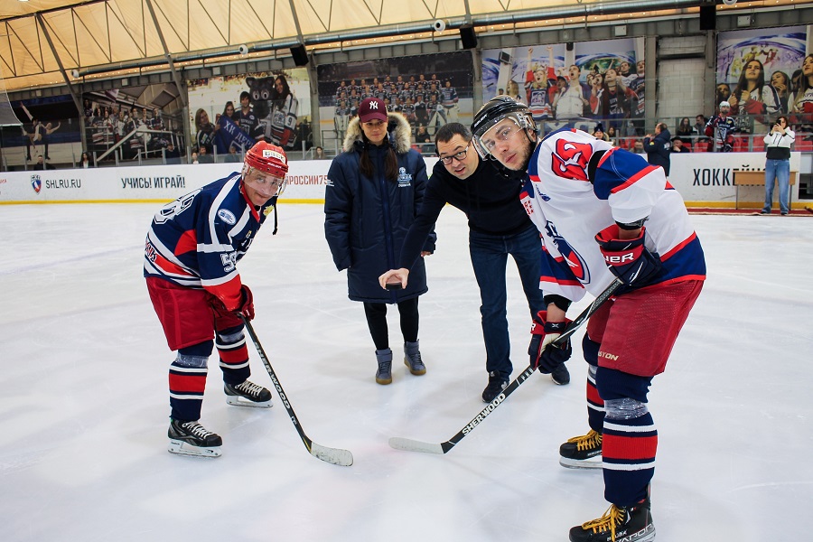 В Державинском прошёл хоккейный товарищеский матч памяти Владимира Стромова