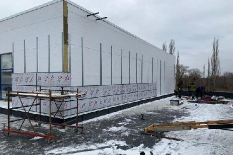 В Котовске завершаются отделочные работы в строящемся бассейне
