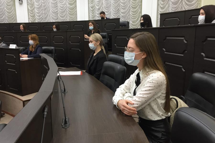 Тамбовская облдума отбирает кандидатов в Молодёжный парламент
