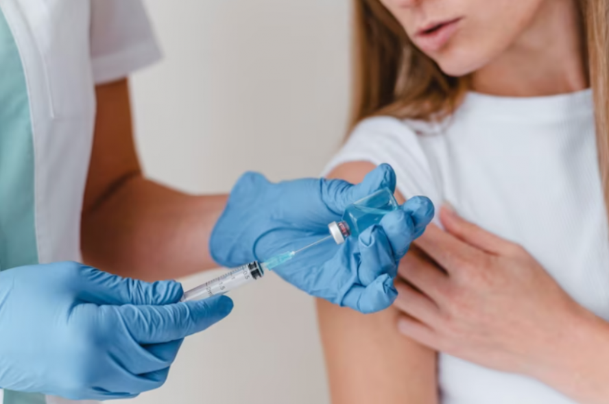 В России хотят отказаться от массовой вакцинации от коронавируса
