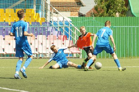 В Тамбове стартовал футбольный турнир с участием шести регионов