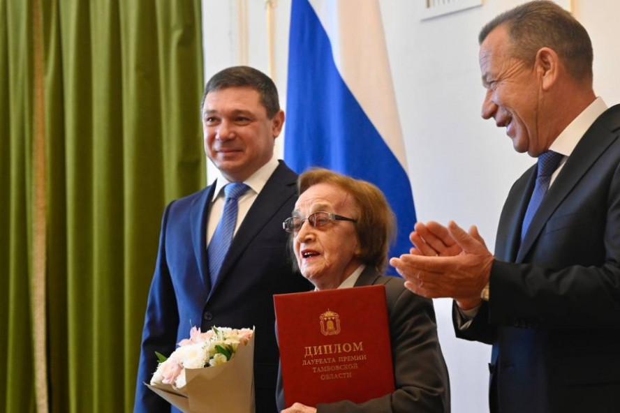 Литературно-творческому объединению "Тропинка" исполняется 40 лет