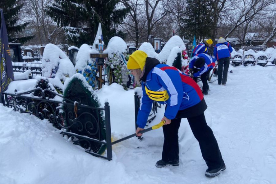 Тамбовские студенты участвуют в патриотической акции "Снежный десант"