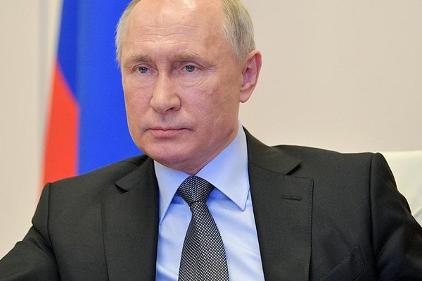 Путин заявил, что долги 1990-х не давали России развиваться