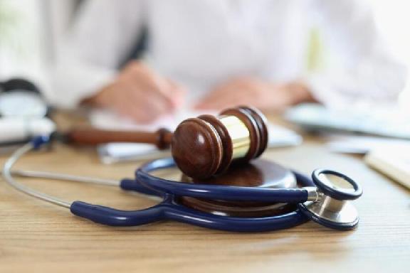 В Тамбовской области будут судить врача за причинение смерти по неосторожности