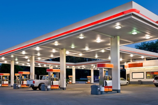 В Правительстве опровергли резкий рост цен на бензин