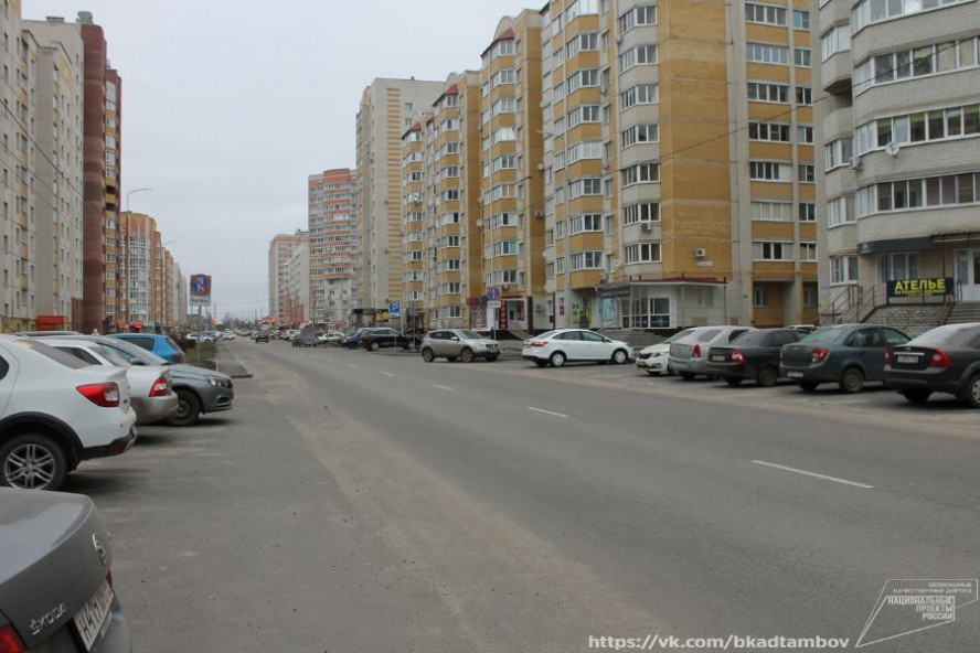 На севере Тамбова с нарушением сроков завершили ремонт дороги по улице Ореховой