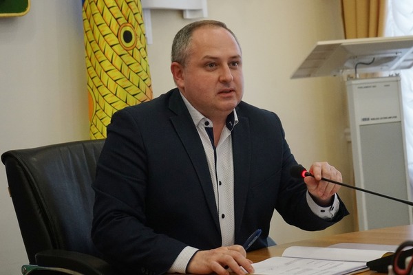 Максим Косенков поручил чиновникам оптимизировать расходы