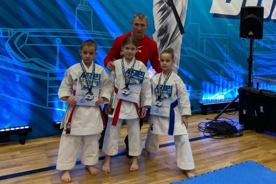 Тамбовчане привезли три медали со Всероссийских соревнований по карате 