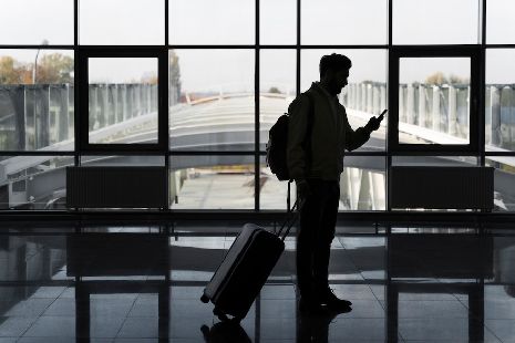 Росавиация продлила ограничения полетов в 11 аэропортов страны