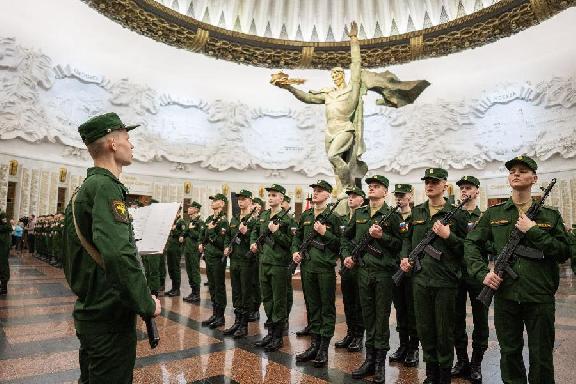 Новобранцы Преображенского полка из Тамбовской области приняли присягу в Музее Победы