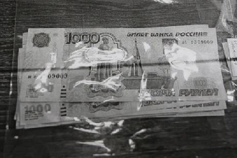 В Тамбовской области женщина украла деньги из кармана знакомого