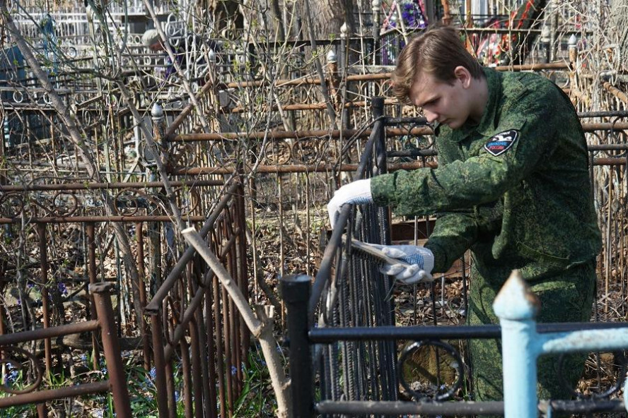 В Тамбове стартовала акция по уборке воинских захоронений