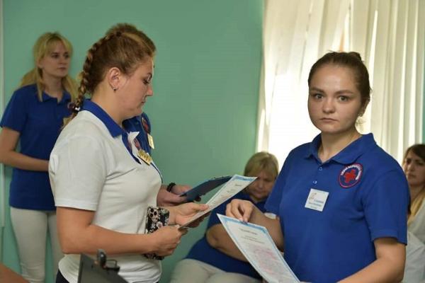 На Тамбовской станции скорой помощи в профессию посвятили 11 фельдшеров