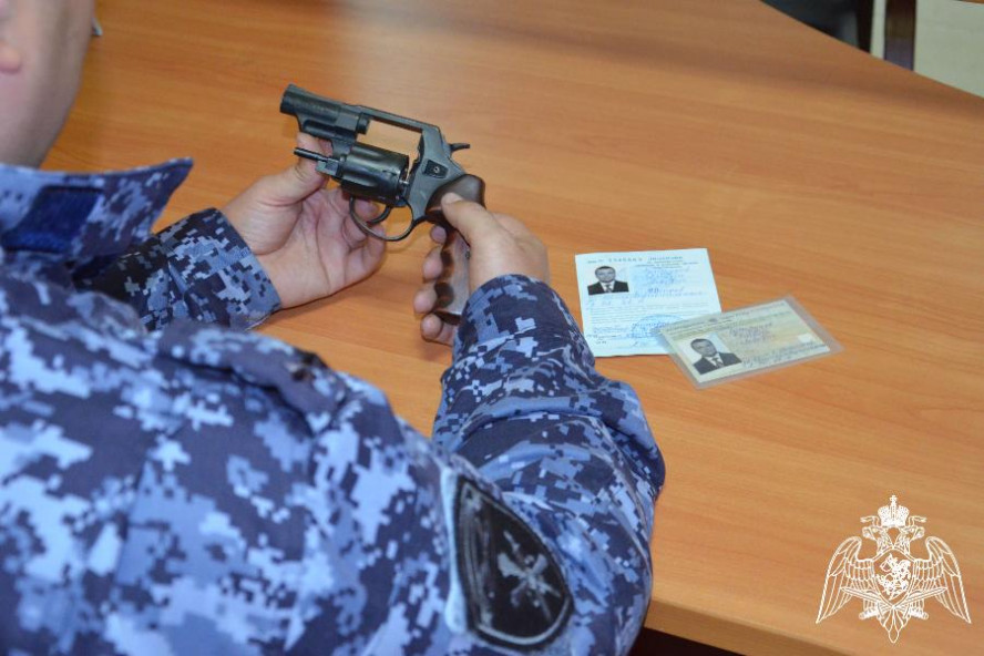 В Тамбовской области за неделю росгвардейцы проверили более 250 владельцев оружия