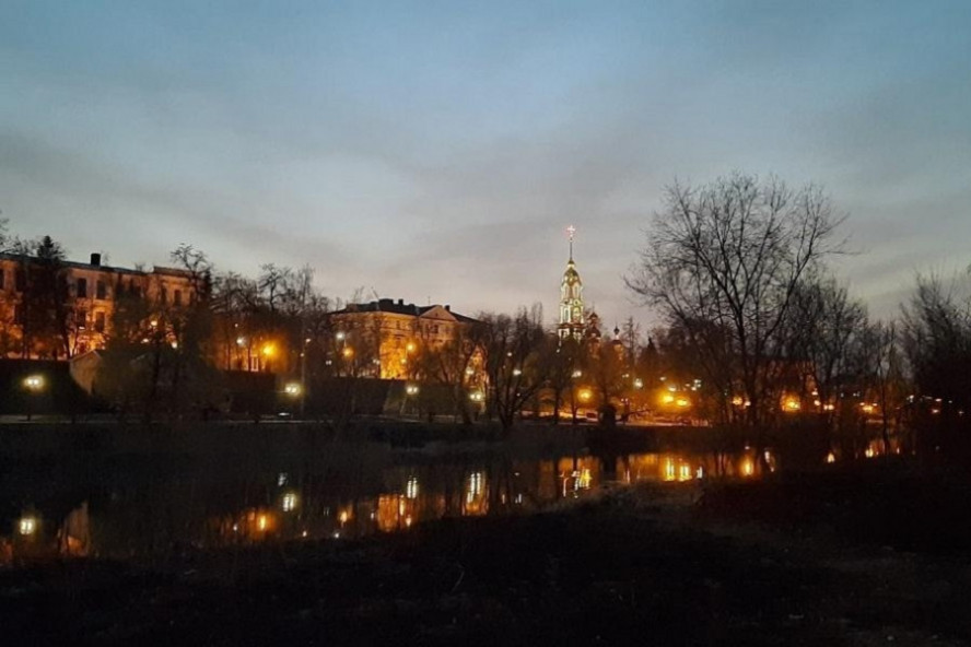 Ночной обзор: введение новых дорожных знаков, подорожание алкоголя, "декабрьская" осень в Тамбове