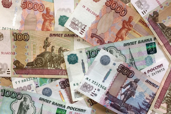 Тамбовчанин погасил долг в 150 тысяч рублей после ареста его банковских счетов