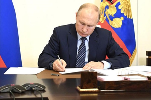 Путин подписал закон о дистанционном электронном голосовании