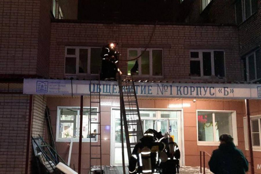 В общежитии в центре Тамбова случился пожар
