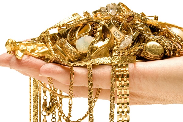 В Тамбове квартирантка украла у пенсионерки золотые украшения