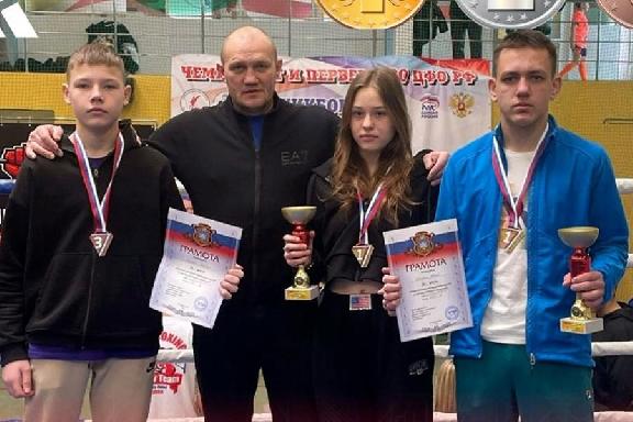 Тамбовчане завоевали три медали на первенстве ЦФО по кикбоксингу