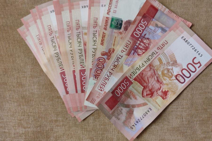 В Тамбовской области "строитель" обманул пенсионера на 300 тысяч рублей