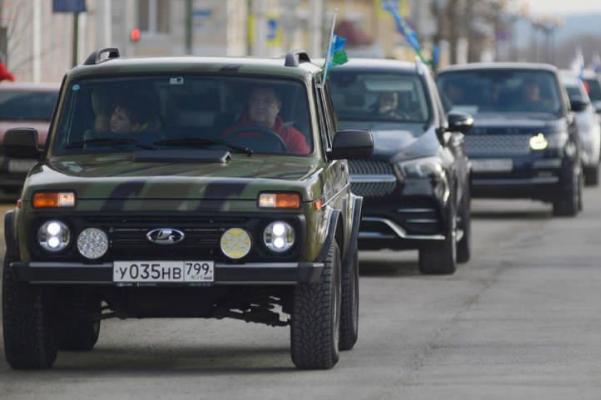 Максим Егоров возглавил в Тамбове автопробег в поддержку российской армии