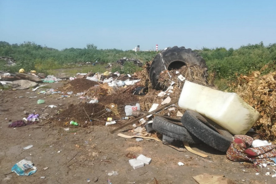 В Никифоровском округе выявили несанкционированную свалку мусора