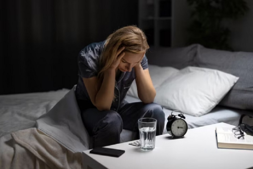 Невролог рассказал, чем грозит хронический недосып