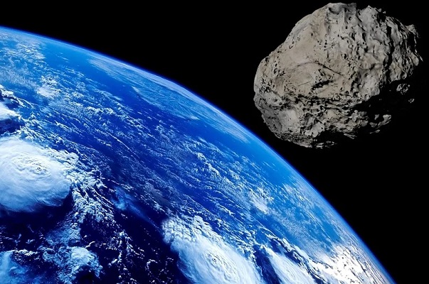 В конце апреля к Земле приблизится астероид размером с гору