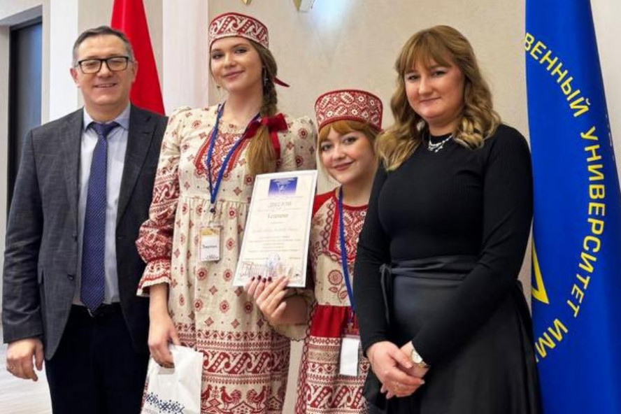 Студентки Державинского университета одержали победу в международном конкурсе чтецов