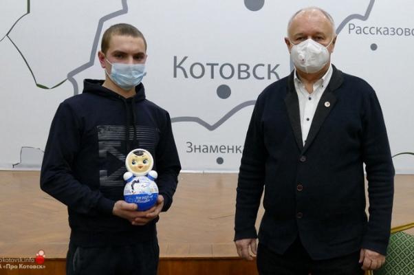 В Котовске первый новорождённый 2022 года получил подарок 