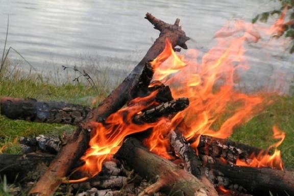 Тамбовский рыбак не поделил место с соседом и сжёг его снасти