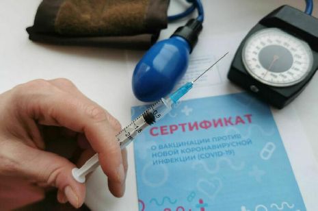 В России создали новую эффективную вакцину против "стелс-омикрона"
