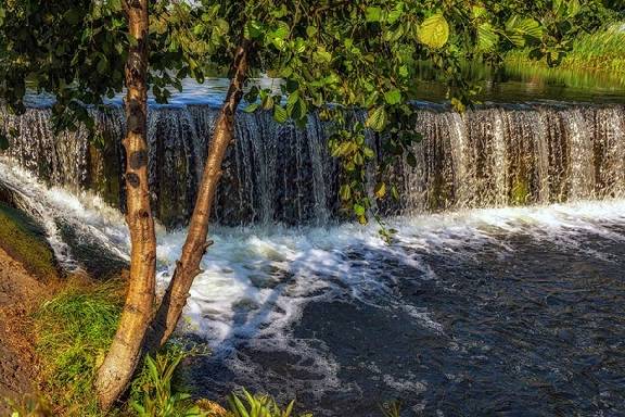 Водопад на реке Савала в Жердевском районе привлекает все больше туристов